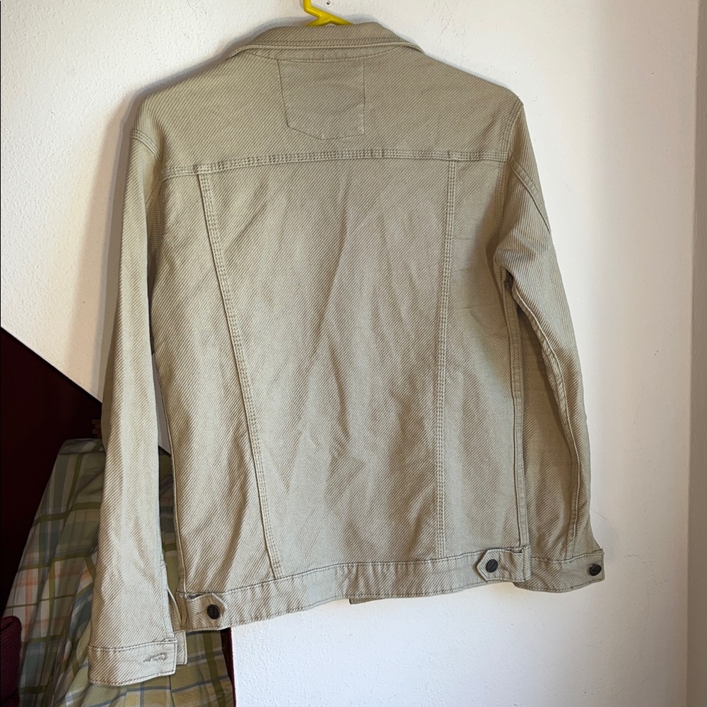 Levi's Tan Jean Jacket - Picture 3 of 8